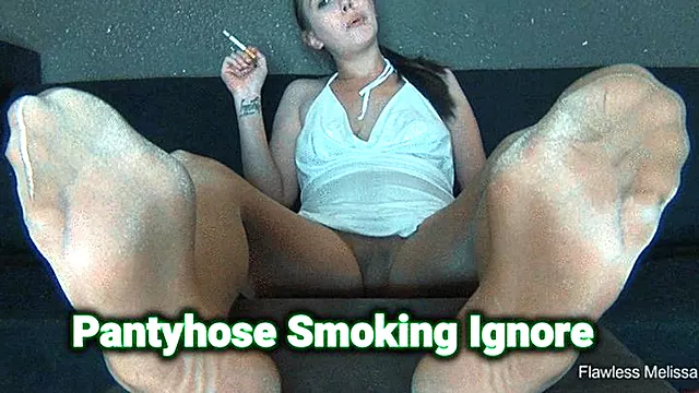 Bumil Rokok, Kaki Masuk Dalam Memek, Fetish Kaki, Jimat Memek, Seperma In Vagina, Pamer Memek