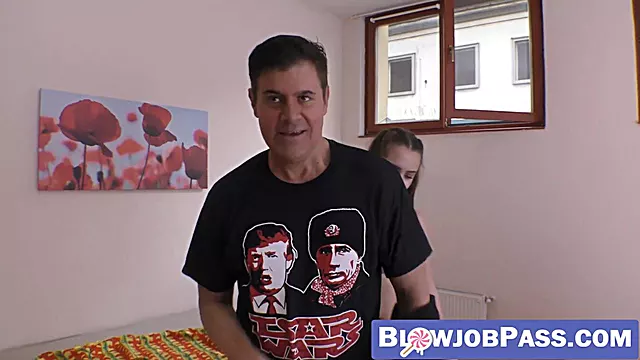 Pusenje Kurca Babe, Sa Velikim Sisama Jebu, Sisate Mlade, Velike Sise Ipicke, Jebanje Sisate Grubo