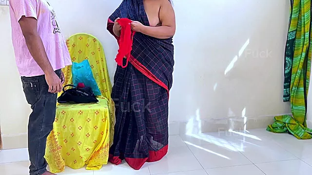 Saree आंटी, इंडियन Couple, परिपक्व युगल, देसी Couple, Desi साड़ी, कुतिया बनाके चुदाई, भारतीय, हिंदी पुरुष
