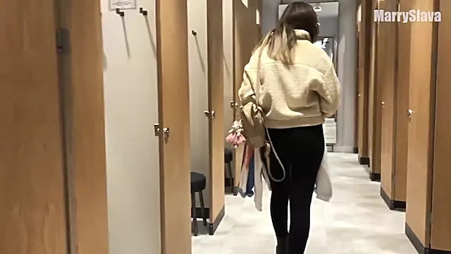 Derdhje Ne Goje Te Dashures Amatore, Cicemadhet, Jebanje Uguzu Crnkinje, Sperma Në Tits