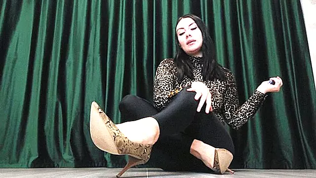 Bdsm Mastürbasyon, Ayak Domination, Kadın Masturbasyon, Ayak Fetiş Ibadet, Ayak Boşalma, Ayak Taban