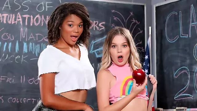 Mlade, Kunda Zblízka, Lízání Obličej, Lesby Lízání Kundy, Mlade Lesbicky, Lesbičky Píča Zblízka