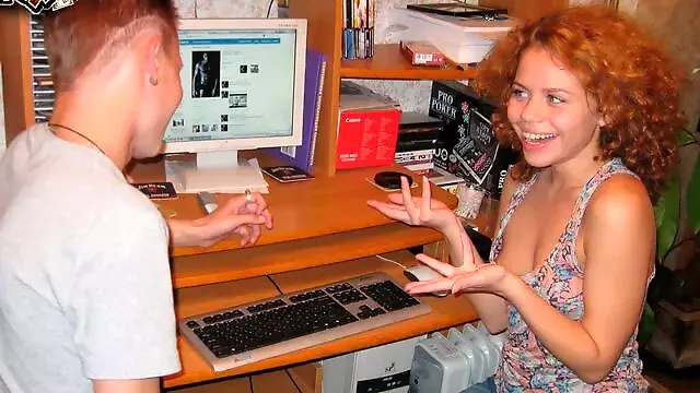 Nohy, Teen Výstřik, Kudrnatá Teenka, Fetiš, Sex Venku, Rusky, Nactiletá Kuchyň, Fetiš Zrzki, Rusky Anal