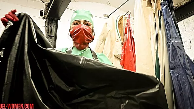Femdom Strafpon, Gefängnis Bestrafung