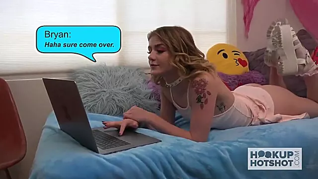 Petite 18yo Meets Random Man Online For Rough