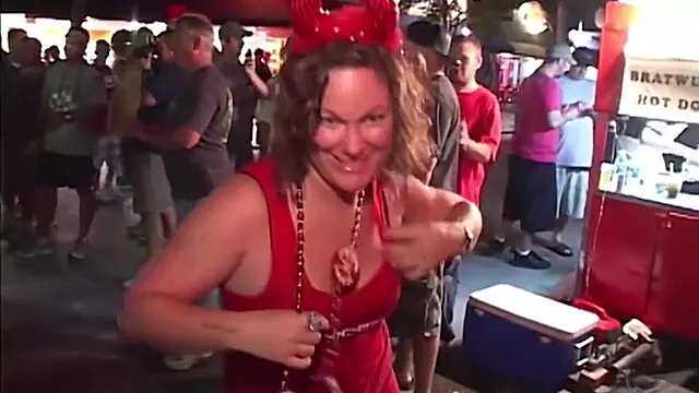 Jong Amateur, Grote Borsten Rijpe Vrouw, Tiener Grote Borsten, Blond Milf, Busty Blond Teen