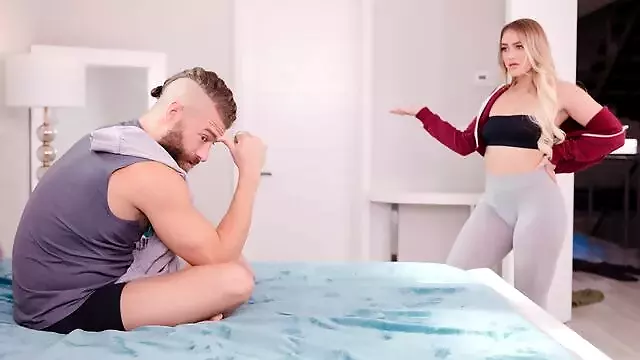 Blonda, Blonde Naturale, Tate Mari, Bile, Tineri Parosi, Misionar, Blonde Cu Tate Si Cur Mare