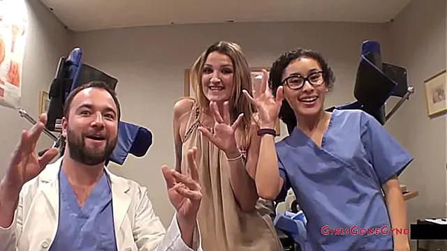 Podpadky Anál, Doktor Anal, Maly Prsa Anal, Tmav Vlasy, Doktor A Sestra, Holky A Malá Prsa, Podpatky