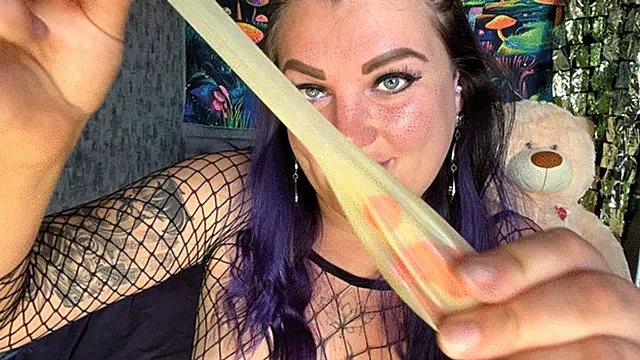 looner girl in sexy fishnet b2p balloons