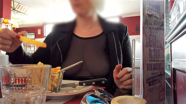 Big boobs, public, flashing boobs