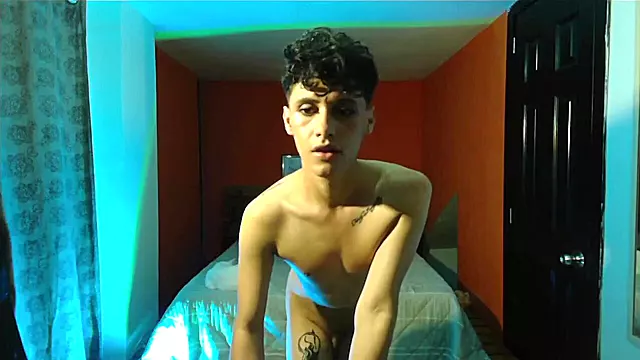 Femboy goes full naked dancing for hungry crowd step sisters creampie
