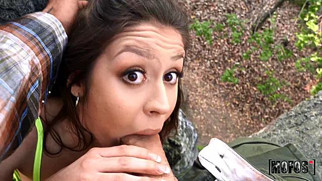 Amatör Büyük Göğüsler, Amatör Blowjob, Amatör Göğüs Show, Sakso Buyuk Goguslu Göğüsler, Büyük Memeli Esmer