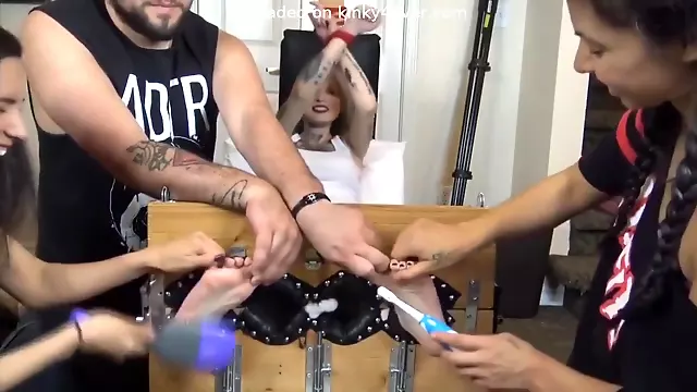 Gang Tickling Zero