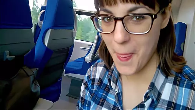 Amateur Blowjob Until Cum, Sperme Amateur Bouche, Amateur Avale Le Sperme, Fellation Gorge Profonde