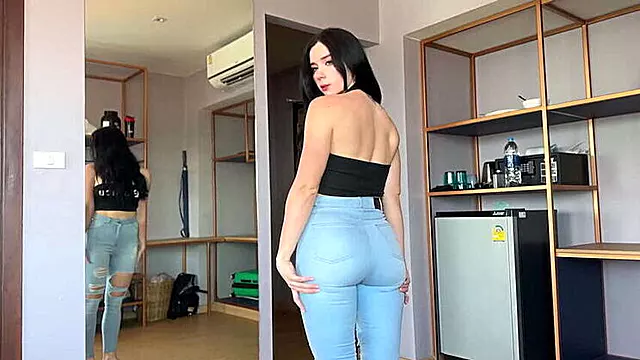 Misionar Amator, Babe Futute De Pule Mari, Dulce Hot, Fata Grasa Neagra, Cu Părul Negru, Muie Si Inghite Sperma