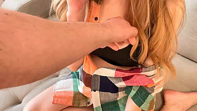 Derrière Son Mari, Gros Sein Enculer, Éjaculation À L'intérieure Des Seins, Mari Tromper