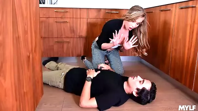 MILF Mouth To Mouth