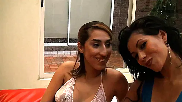 Sultry Laurita & Kika Seduce With Their Irresistible Boner Playtime Delight