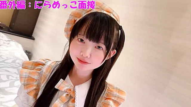 Japanese kawaii cute idols give blowjobs to get work
