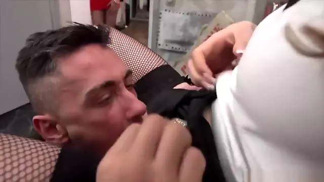 Anal Et Grosse Bite, Anal Pornostar, Trio Brune Anal, Felation Gros Penis, Blonde Brune, Pipe De Blonde