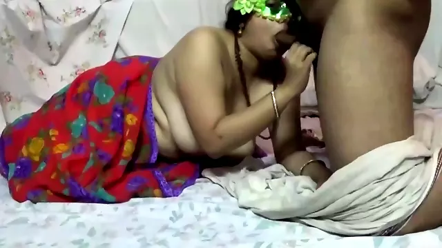 Neglected Indian Bengali Bhabhi Velamma Sensual Blowjob