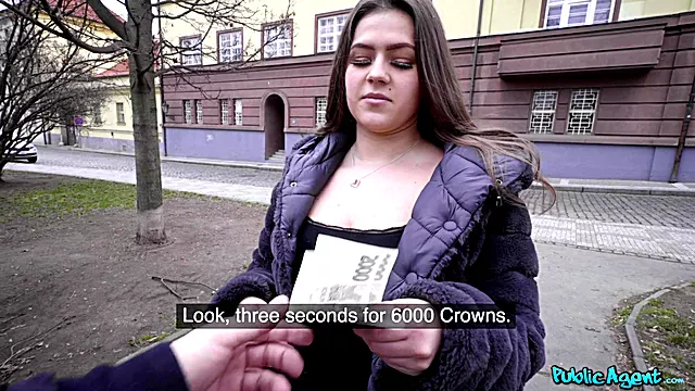 Blowjob Amatør, Amatør Brunette, Patter Amat, Store Bryster Sutter Pik, Store Patter Brunetter