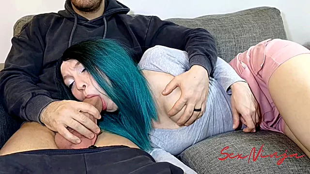 18 Yas, Yekə Döş Arası Minet, Çalanşik Boğaza Kimi, Iri Dosler, Ağzına Boşalma, Boğaz, Üzünə Boşalma