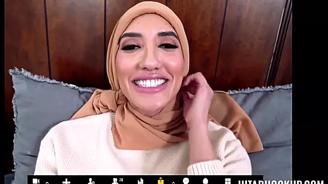 Arabky Velký Kozy, Prsate Arabky, Kozy, Busty Dámy, Velké Kozy, První Rande, Velká Žena, Mega Kozy