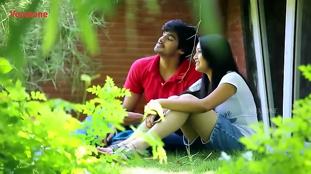 Bgrade Romance Lovers Caught In Park