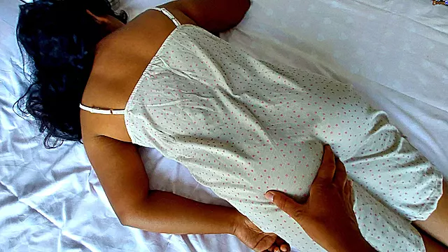 Stemmom Told Me to Wake up My Step-sister, so This Is How I Done My Job