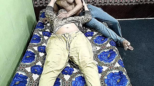 Desi Indian Stepmom Fucks Step Son in Hot Hindi Audio Sex Scene - Big Cock, Doggy Style, Creampie