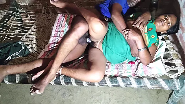 Hindi Sex - Indian Native Stepsister Video