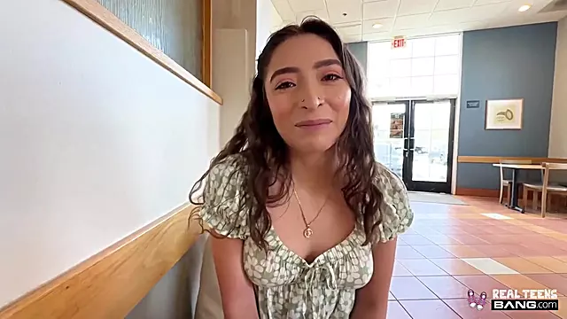 Amber Summer - Hottest Porn Scene Creampie Unbelievable Only For You