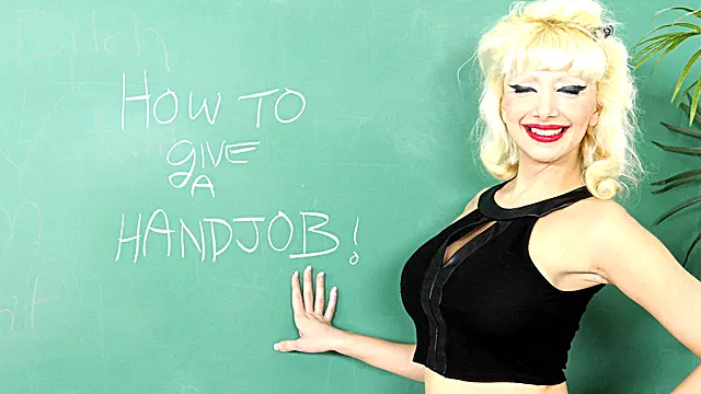 Strokies Natasha Juja teaches top handjob skills