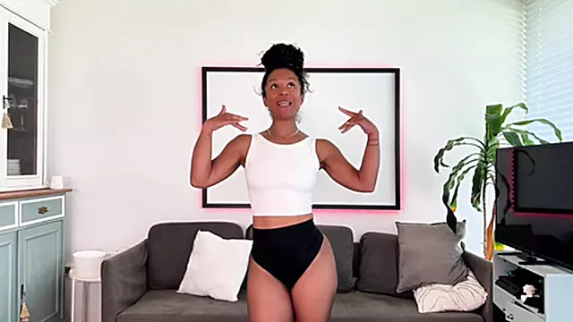 Neger Mature, Schwarze Milf, Schwarze Strümpfe, Gesicht In Strumpfhose, Strumpfhosen Fetisch