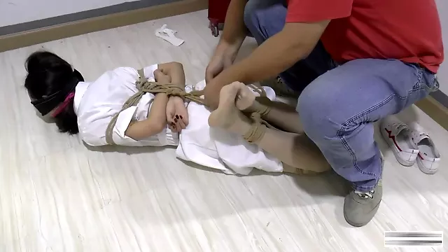 亚洲Bdsm, 亚洲绳艺, 亚洲深喉, 亚洲嘔吐, 五花大綁 Bdsm, 捆绑深喉, 捆绑 堵嘴