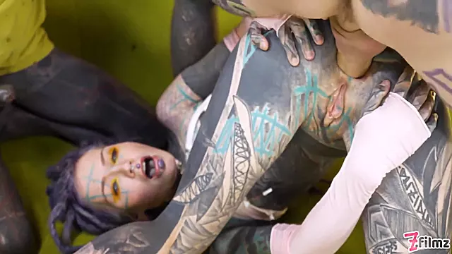 Alternative Dreadlocks Babe Anal Only Threesome Double Anal, Prolapse Bloom & Gape