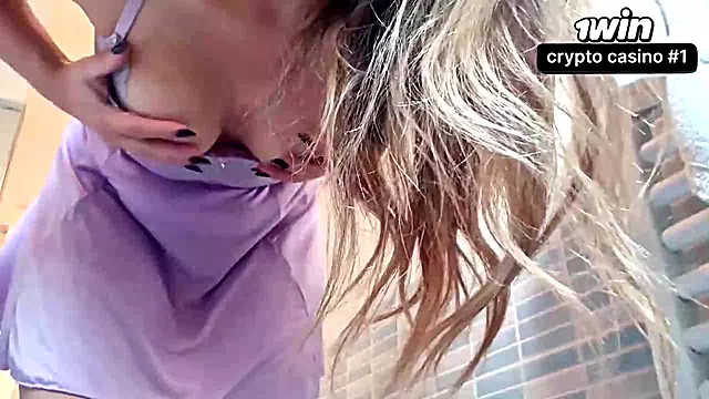 Loira sensuous sem calcinha - o melhor v deo porn XXX de todos os tempos!