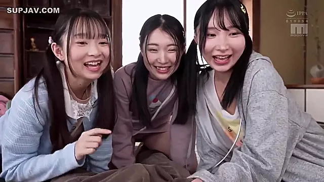 Minasuki Hikaru, Hikaru Minasuki And Mochizuki Tsubomi In 3 Petite Teens 18+ Jerk Off Their