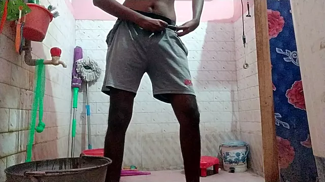 Amateur Badezimmer, Amateur Pissen, Amateure Solo, Badezimmer Pinkeln, Badezimmer Solo, Pissen