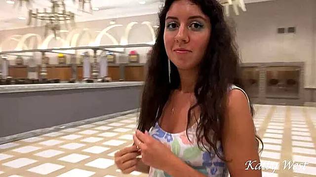 18 Yaş, Genç Anal, Muhteşem Sakso, Orgazm Fiskirma, Oynatmak Istiyorum, Rus, Meme Sikme, Genç Orgazm