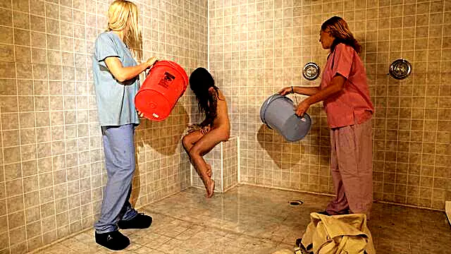 Brazzers Tette Grandi, Spogliarelli Tettone, Masturbazione Formose, Bella Donna Matura, Si Fa Leccare La Figa