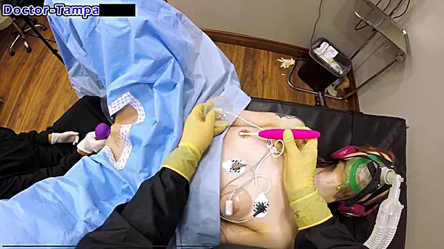 Vezivanje, Svrsavanje U Picku, Creampie U Troje, Doktor Ginekolog, Teen Ginekologija, Straga