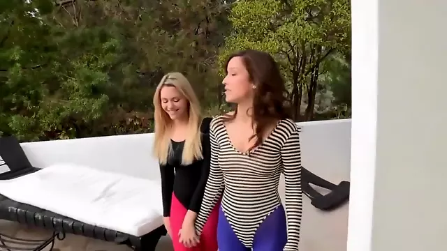 Bionda Bellissima, Lesbica Moretta, Blonde E Brunette Lesbian, Lesbiche Sexy, Bionde Lesbiche