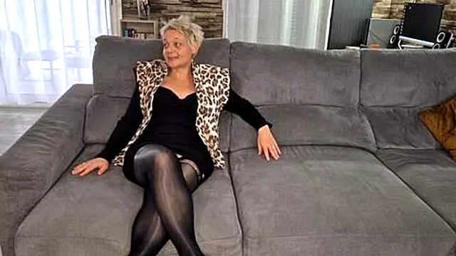 Amator Franceze, Fete Cu Curu Mare, Blonde Frumoase, Isi Da Nevasta, Milf Mame, Filme Porno Mature