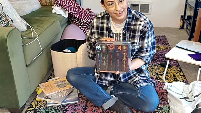 Hadia Ulang Tahun, Nekgoro