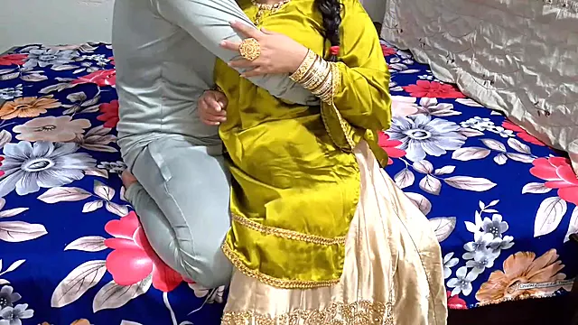 Home Alone Step Sister and Step Brother - Desi Sex