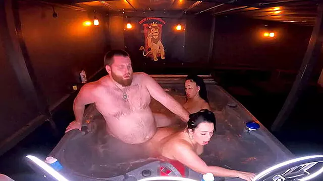 Tetonas, Tetona Cabalgando, Teens Garganta Profunda, De Perrito Por El Culo, Milfs Lesbianas Curvilineas