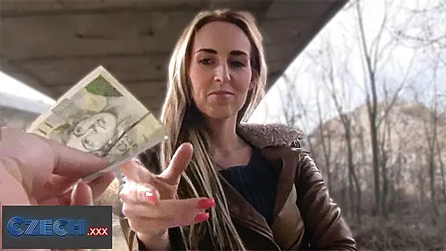 Große Schwänze Blowjob, Blond Blowjob, Blond Doggystyle Fuck, Czech Geld, Betrügt Casting