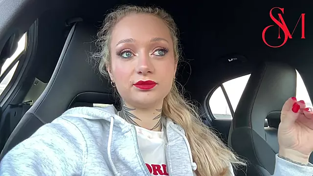 Echte Amateure, Tätowierte Amateure, Große Tittenfick, Blonde Titten, Blondine Bussen Anffasen Öffentlich